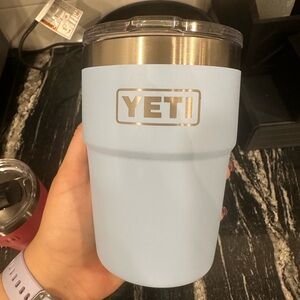 YETI Big Sky Blue 16 Ounce Rambler